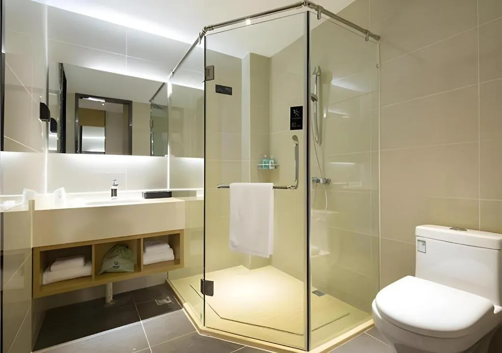 Отель City Comfort Inn Sanya Haitangwan Wuzhizhou Island